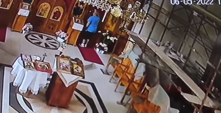 BESRAMNO Opljačkali crkvu na Đurđevdan, lopovi ukrali mošti svetitelja i krst patrijarha Pavla (VIDEO)