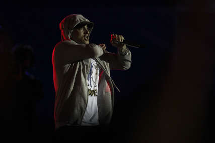 “Udarac u grudi s porukom” Kontroverze oko ulaska Eminema u ROKENROL KUĆU SLAVNIH