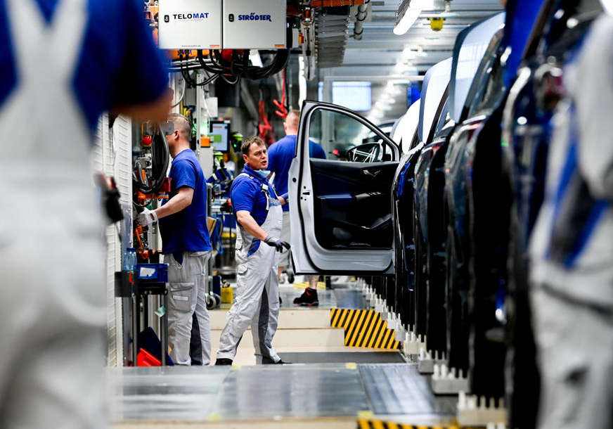 Problemi sa isporukom dijelova: U Njemačkoj smanjena proizvodnja automobila