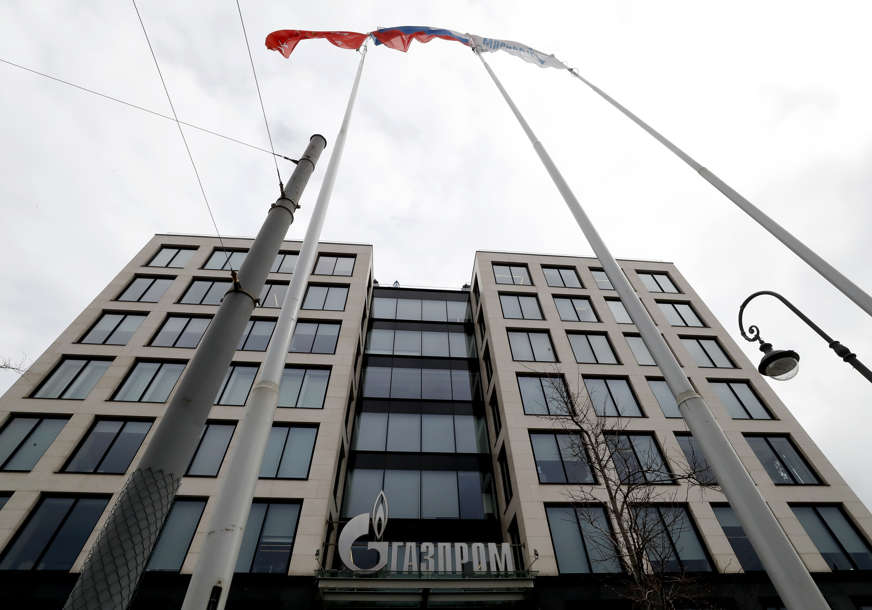 Ruski energetski gigant odlučio: "Gasprom" prepolovio isporuke gasa "Eniju"