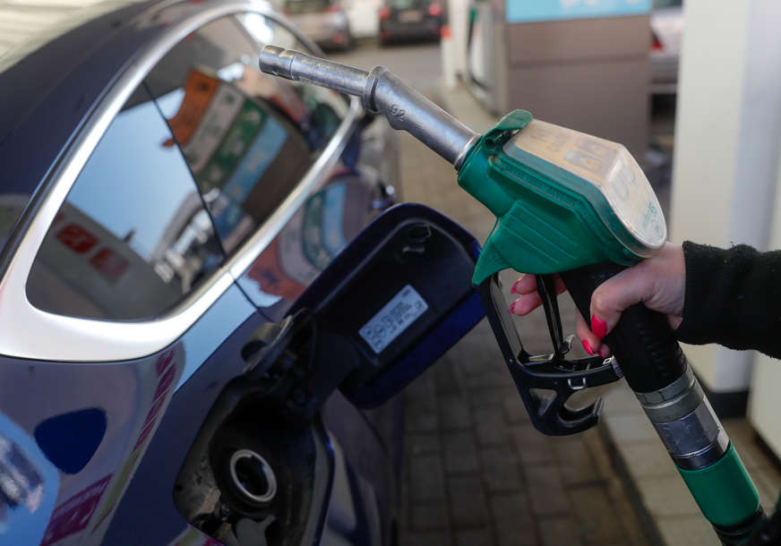 GORIVO SKUPLJE ZA STRANCE Mađarska uvela nove mjere kako bi spriječila "benzinski šoping"