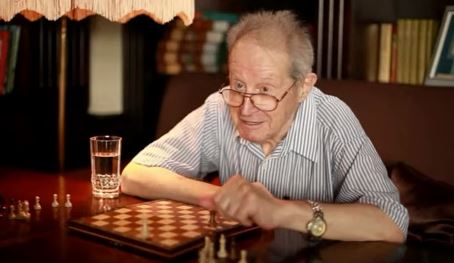 PREMINUO NAJSTARIJI ŠAHOVSKI VELEMAJSTOR Jurij Averbah umro u 101. godini