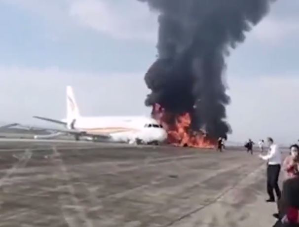 Drama na aerodromu u Kini: Avion se zapalio prilikom polijetanja, na sreću niko nije nastradao (VIDEO)