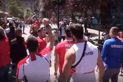 Navijači "okupirali" Beograd: Odlična atmosfera vlada ulicama grada uoči završnice Evrolige u košarci (VIDEO,FOTO)