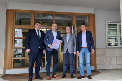 "Očekujem dobar rezultat u oktobru" 10.000 potpisa podrške Banjčevoj Narodnoj partiji Srpske