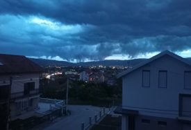 "BOŽE POMOZI" Јako nevrijeme pogodilo Novi Grad, zastrašujući oblaci nad Banjalukom (VIDEO, FOTO)
