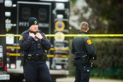 INCIDENT TOKOM PROSLAVE U pucnjavi u Vašingtonu ubijen tinejdžer