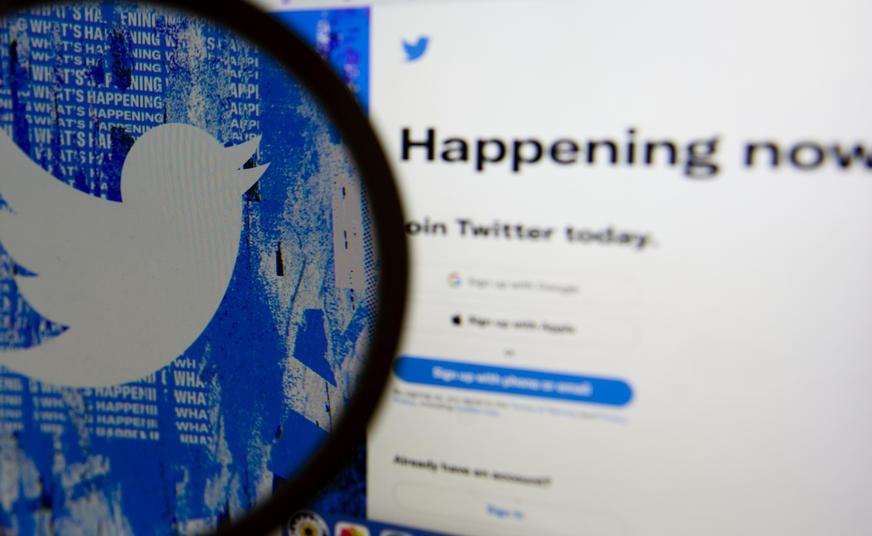 "Suspenzija je bila moralno pogrešna” Mask ukida zabranu na Tviteru za Trampa