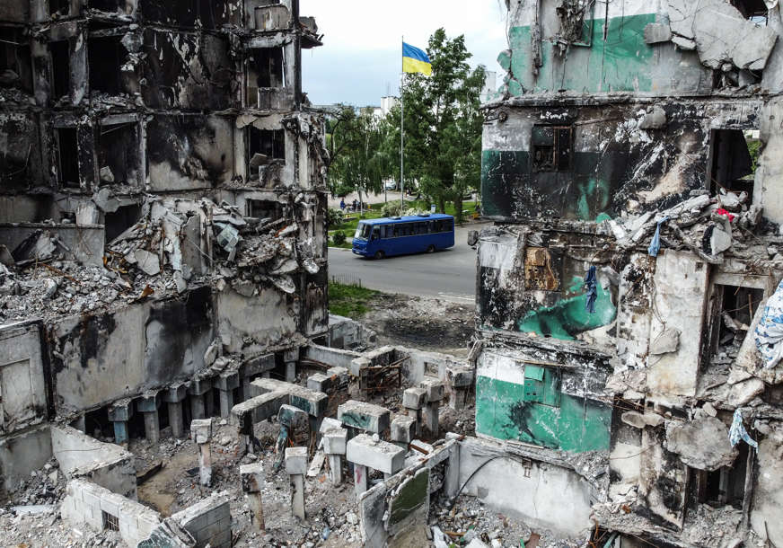 Rat i dalje bukti “Ukrajinci granatiraju Donjeck američkim haubicama”