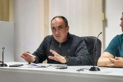 "Reagovati žestoko i bez kalkulacija" Crnadak i Stanić pozivaju vladajuću većinu da sazove posebnu sjednicu NSRS