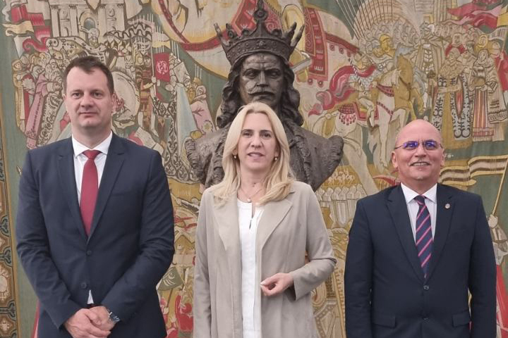 ZADOVOLJNA NJIHOVIM AKTIVNOSTIMA Cvijanović: Srpska nacionalna manjina djeluje na očuvanju etničkog identiteta