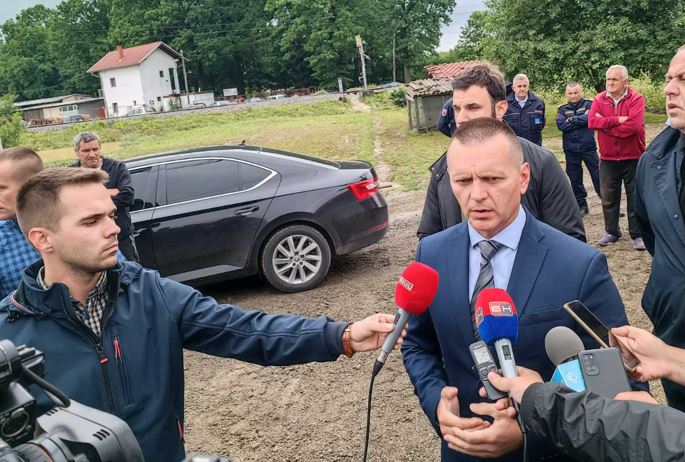 Lukač u Prijedoru “Hitno čišćenje kanala riješiće problem u Topoliku i Vrbicama”