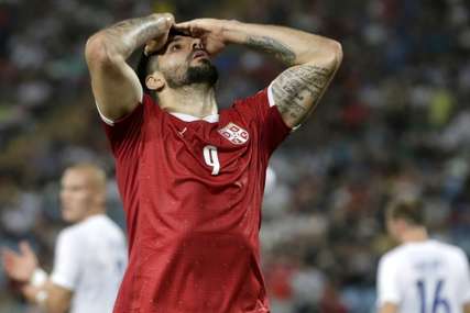 Mitrović oštro po navijačima: Nebitno da li igramo na Mundijalu, nikada nije pun stadion