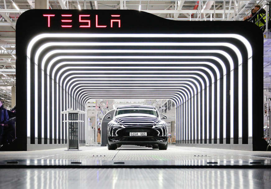 Nisu više lideri u prodaji: Tesla gasi pogone u Berlinu i Šangaju