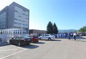 MINIMALNI REZ, VELIKA POBJEDA U UKC Srpske uspješno odstranjen rijedak tumor srca, pacijent se brzo oporavlja