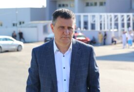 "Edukovali veliki broj zdravstvenih radnika" Đajić u Doboju uručio sertifikate nakon obuke iz intenzivne medicine