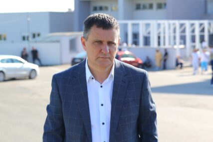 "Edukovali veliki broj zdravstvenih radnika" Đajić u Doboju uručio sertifikate nakon obuke iz intenzivne medicine