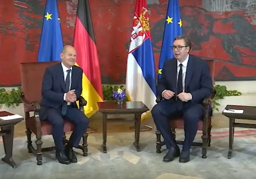 "Nemojte se ljutiti, ali prvi put čujemo" Ovako je Vučić odgovorio Šolcu na zahtjev da Srbija prizna Kosovo  (VIDEO)