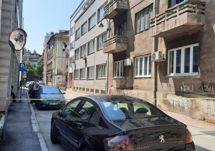 U toku pregledi: Nove dojave o postavljenim bombama u zgradi CIK i tri policijske stanice u Sarajevu (FOTO)