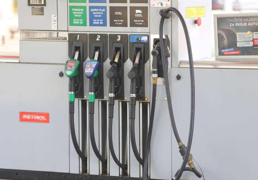 Širi se poziv na bojkot svih pumpi "Dok cijena nafte pada, gorivo u BiH poskupljuje"