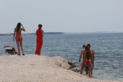 Ako idete u Split na more, pripazite: Kazne za hodanje u kupaćem kostimu i po 150 EVRA