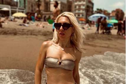 "Najljepše te voli onaj ko te slika" Jovana Jeremić pozirala u bikiniju i otkrila s kim je otišla na putovanje (FOTO)