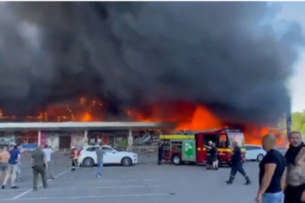 "10 MRTVIH, 40 POVRIJEĐENIH" Ukrajinski zvaničnici objavili crni bilans nakon ruskog napada na tržni centar