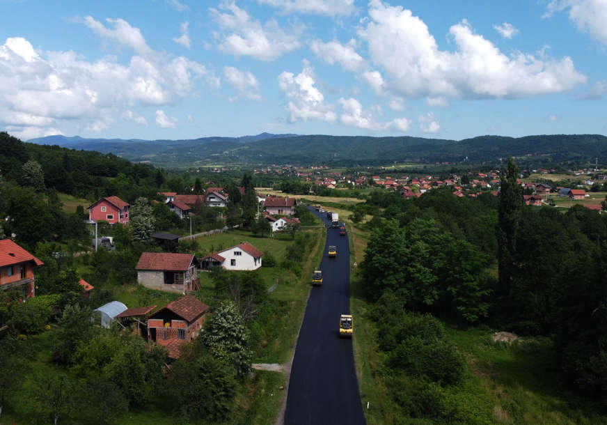 Putujte s nama obilaznicom: Radovi na putu Banjaluka - Prijedor uveliko traju, ovo je ruta kojom se MORATE KRETATI (FOTO, VIDEO)