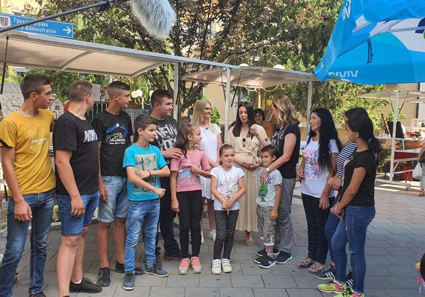 Pomoći će 14 porodica u Srpskoj: „Radna akcija sa Tamarom“ u Zvorniku (FOTO)