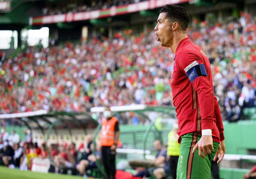 Zemljotres u Engleskoj: Ronaldo zatražio odlazak iz Mančester Junajteda