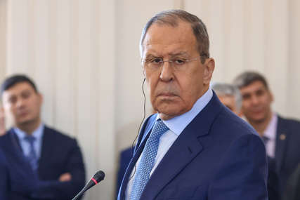 "Pokušavaju da prebace krivicu" Lavrov ističe da su neosnovane optužbe zapada da Rusija "IZVOZI GLAD"