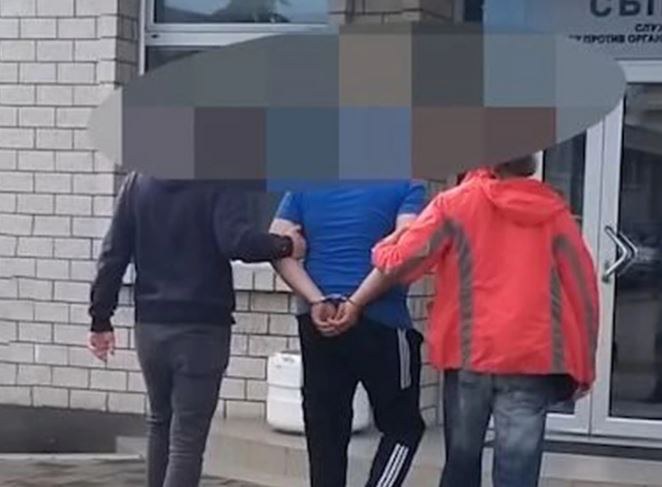 PRETUKAO I OPLJAČKAO MUŠKARCA Dok je prebijen ležao na pločniku, on mu oteo novac