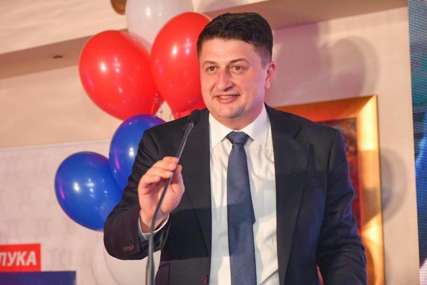 "Priželjkujemo Dodika i Cvijanovićevu“ Radović tvrdi da opozicija ima pobjedničke kandidate za izbore