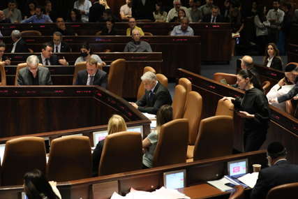 Raspušten izraelski parlament, izbori 1. novembra: Lapid preuzima dužnost privremenog premijera