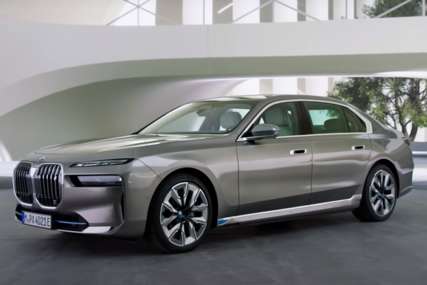 Stiže pravi “Betmobil”: BMW najavljuje novi oklopni model i7