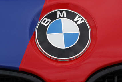 BMW poslao poruku svojim vozačima “Koristite žmigavce”