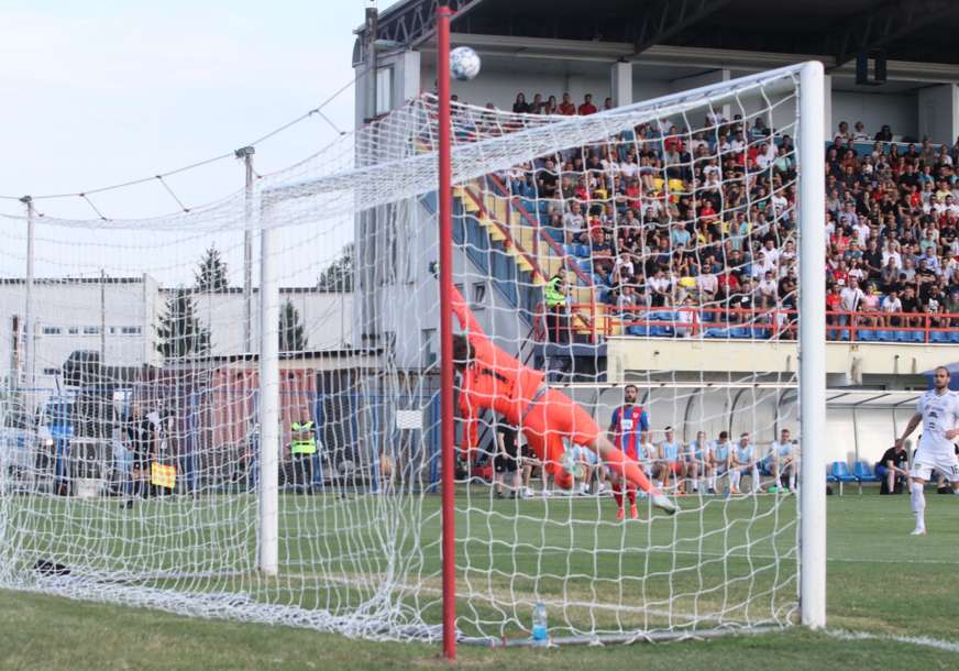 (VIDEO) Za 9 minuta primili 4 gola: Od težih poraza Borac posebno pamti onaj protiv Makabija