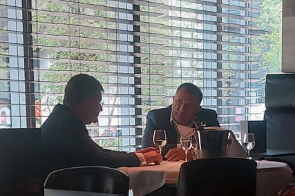 Dodik se u Briselu sastao s Lajčakom "Razgovarali smo o političkoj situaciju u BiH i regionu"