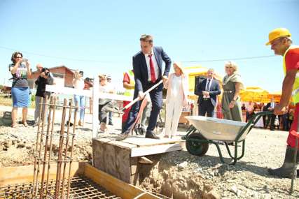 Gradnja reprezentativnog objekta u Stanarima: Za godinu dana u funkciji novi Dom zdravlja (FOTO)