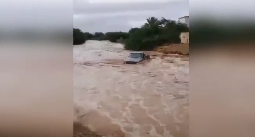 POGINULO 32 LJUDI, 25 NESTALO Obilne padavine i poplave pogodile Iran