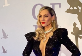 Udaje se Jelena Gavrilović: Glumica u tajnosti priprema luksuznu SVADBU U GRČKOJ, pjevaju dvije muzičke zvijezde