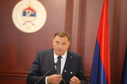 Dodik reagovao na Šmitovu najavu "Nijedna njegova odluka neće biti sprovedena u Srpskoj"