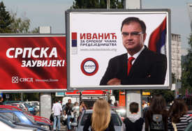 „Jer volimo prepisivanje“ ili NEMAMO IDEJA: Isti predizborni slogani dominiraju Srpskom i Srbijom
