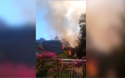 U Turskoj izbio požar: Zbog vjetra se širi vatrena stihija (VIDEO)