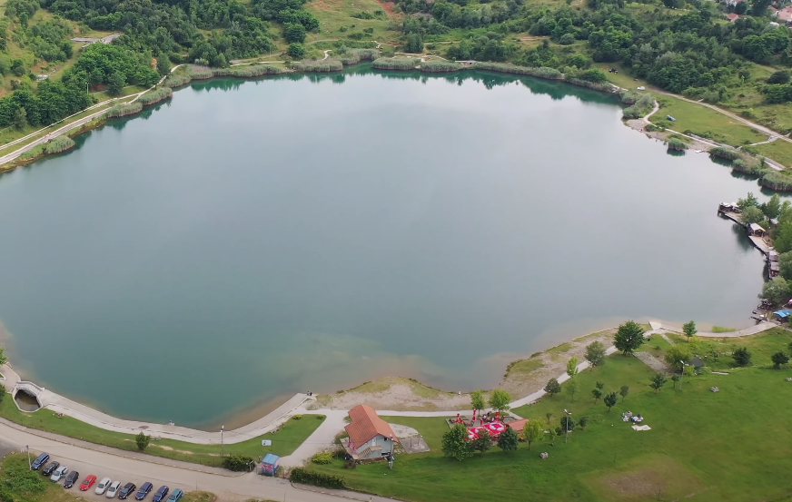 VELIKA TRAGEDIJA  U jezeru kod Živinica utopila se dva mladića