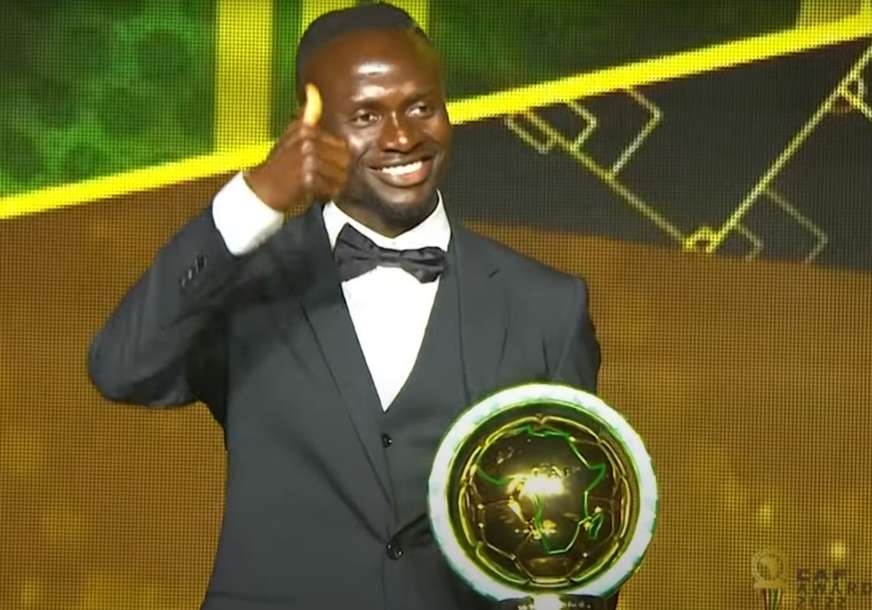 Osvojio prestižnu nagradu: Mane je igrač godine u Africi (VIDEO)