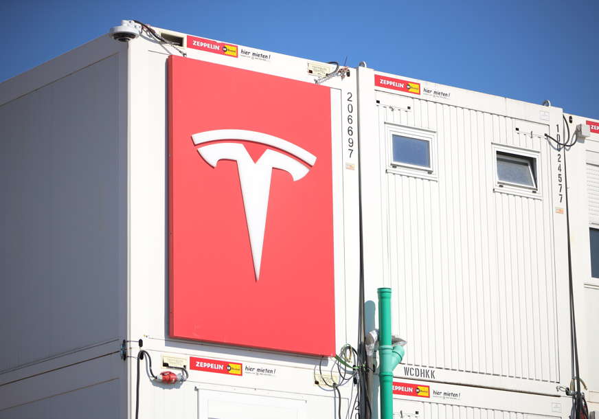 Potpisan ugovor od pet milijardi dolara: Kompanija "Tesla" kupuje sirovine za automobile iz Indonezije