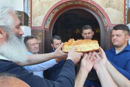 DUHOVNA RADOST Hram u Ugljevičkoj Obriježi proslavio krsnu slavu (FOTO)