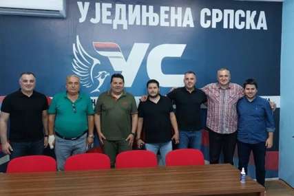 Stevandić se pohvalio novim članovima stranke "Načelnik Šekovića i osam odbornika DEMOS prešli u Ujedinjenu Srpsku"