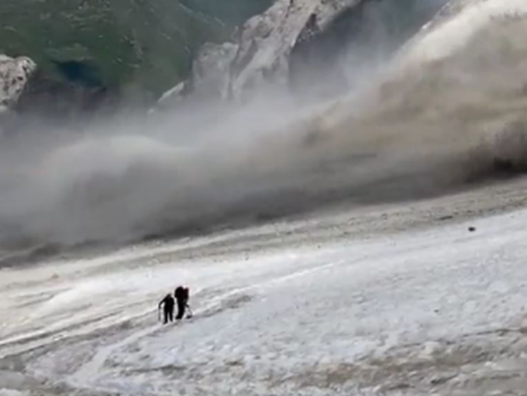 Vremenski uslovi otežali spasavanje: Danas se nastavlja potraga za planinarima u Sloveniji